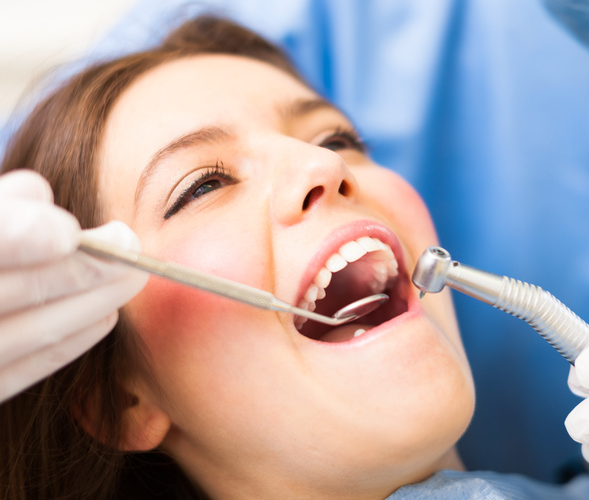 Invisible Braces – Dr. Mansuri's Cosmetic Dental Clinic